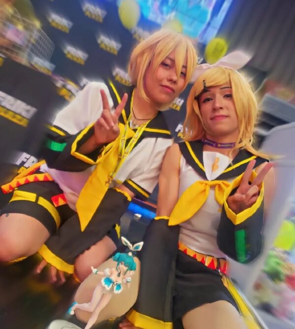 WhatsApp Image 2026-04-21 at 5.49.09 PM-2 Cosplay RIN O LEN