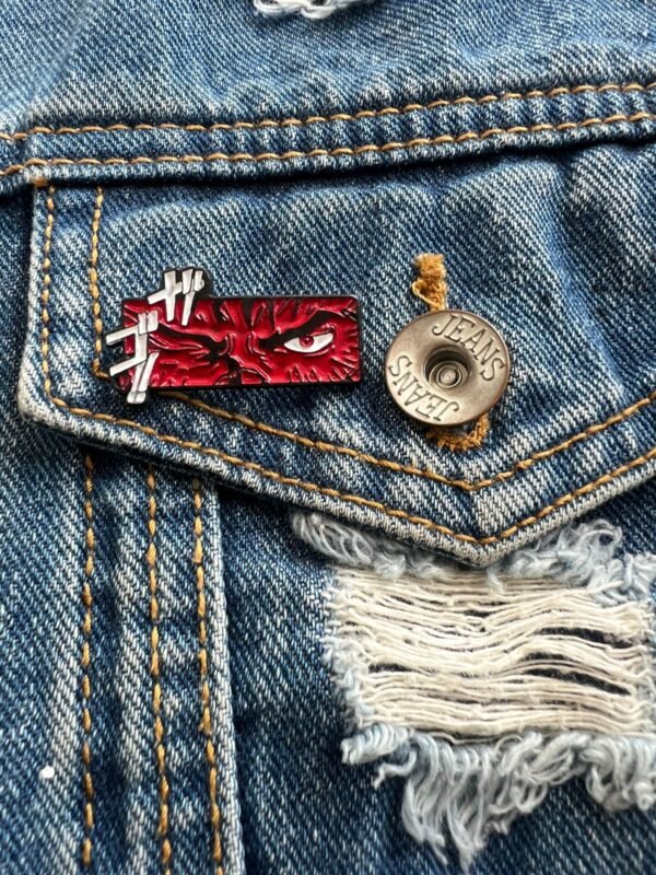 Pin esmaltado