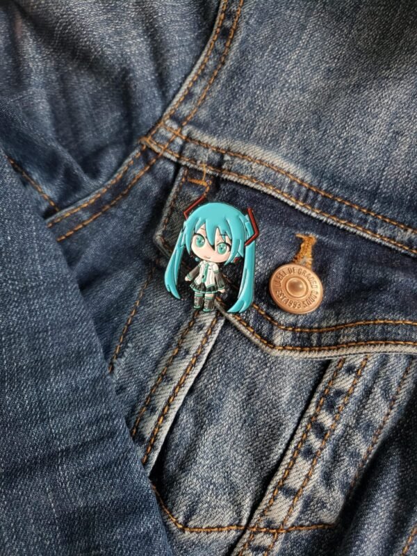 WhatsApp Image 2024-10-19 at 17.40.59 Pin esmaltado de ANIME